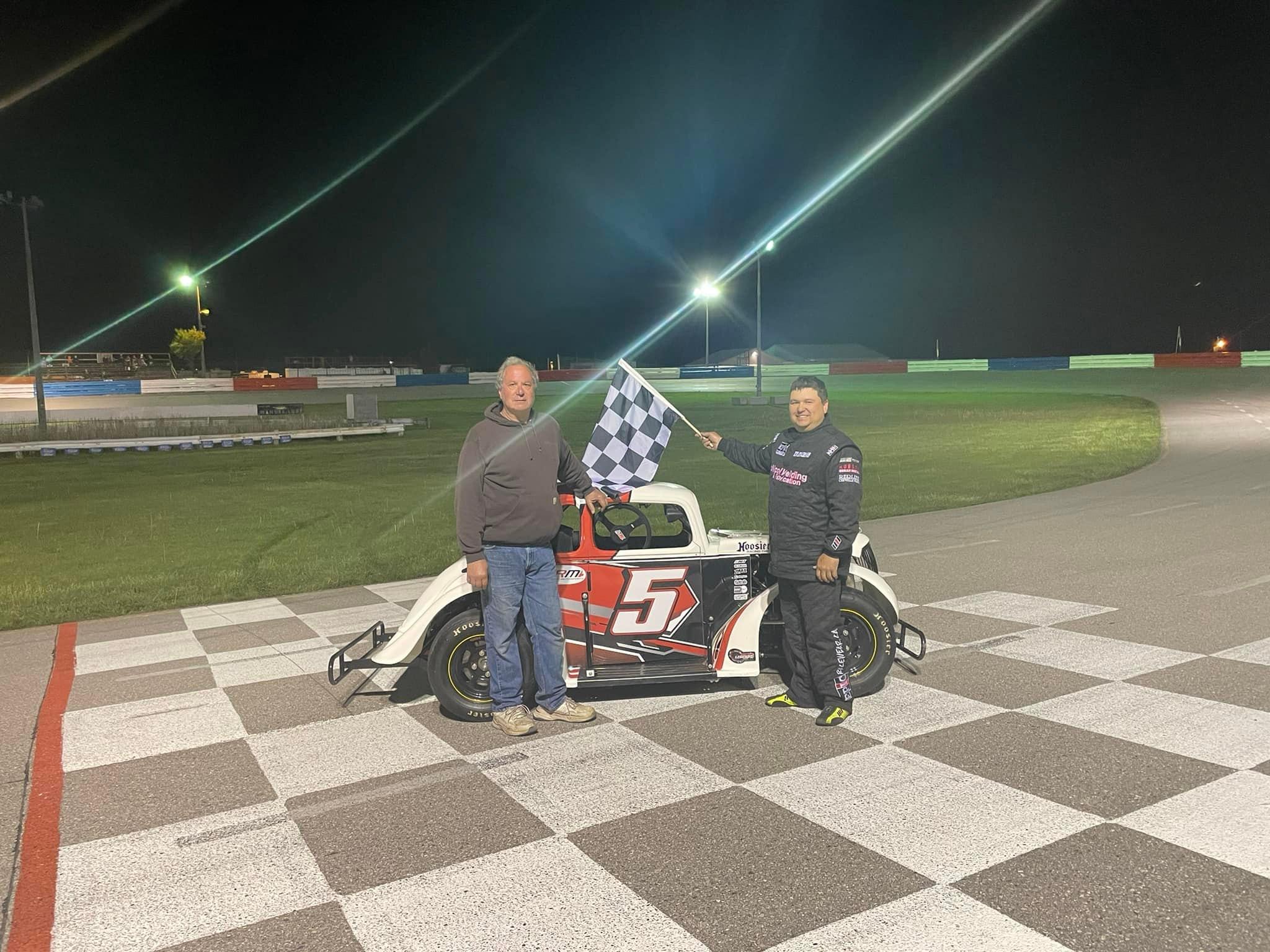 Kenny McNicol Wins The 2022 Qwick Wick Great Lakes Legends Series Championship